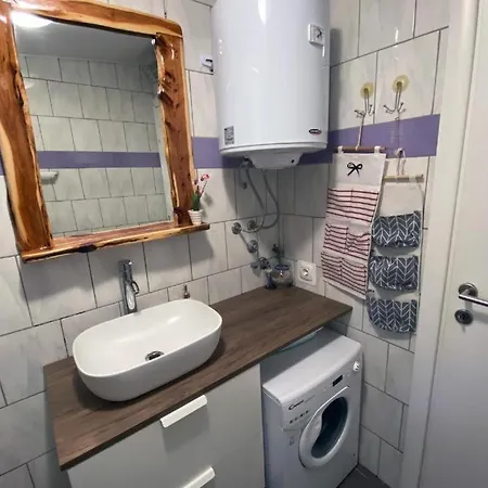 Holiday Home With Hot Tub Sveti Jakov, Losinj - 24017 Sveti Jakov